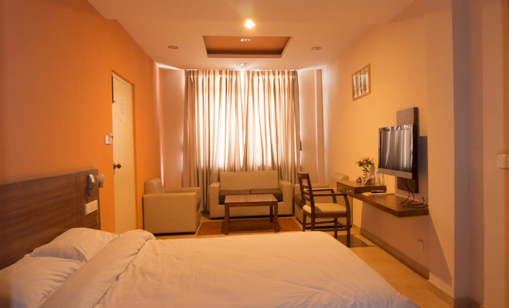 Aryal International Hotel Katmandú Habitación foto